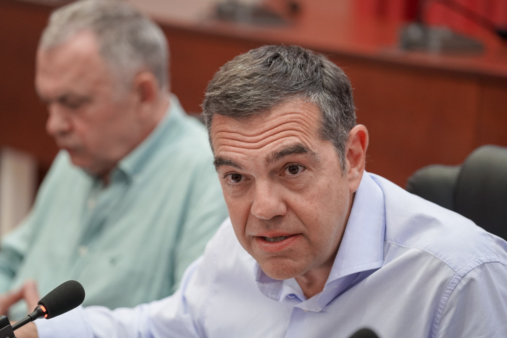 Ο Τσίπρας αναζητά νέο ρόλο με παλιά υλικά - Οι υποσχέσεις για το αύριο και οι εκκρεμότητες του χθες