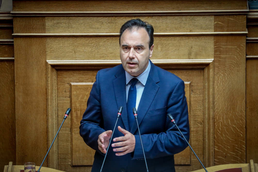 Βουλή: υπερψηφίστηκε το ν/σ για την Τεχνητή Νοημοσύνη - Δημήτρης Παπαστεργίου: Η ΤΝ χρειάζεται κανόνες
