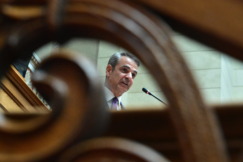 Συνεδρίαση με ολίγον... Μουντιάλ: γιατί ο Κυριάκος Μητσοτάκης παρομοίασε τη Νέα Δημοκρατία με την Ισπανία