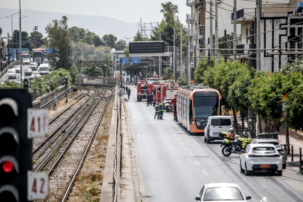 Διαρροή αερίου σε πρατήριο καυσίμων στον Πειραιά - Εκκένωση πολυκατοικιών