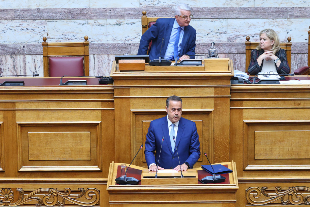 Ψηφίστηκε το νομοσχέδιο για το νερό - Παπασταύρου: Η αδράνεια δεν είναι λύση