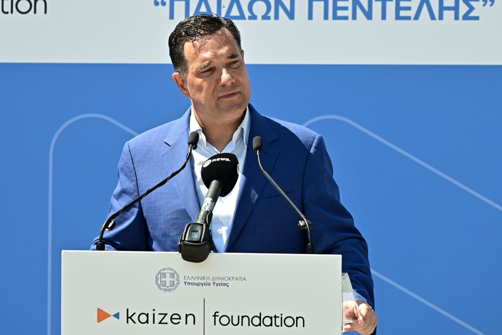 Άδωνις Γεωργιάδης: Ο Τσίπρας είναι γυμνός