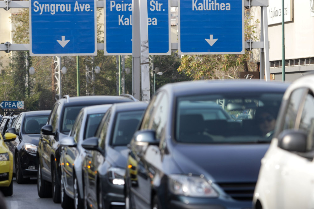 Τέλη ταξινόμησης: Σταθερό το όφελος για τα Full Hybrid - Πιο ομαλή η μετάβαση για τα Plug-in Hybrid από το 2027