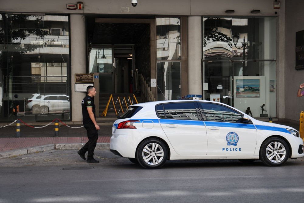 Λήξη συναγερμού μετά τα απειλητικά τηλεφωνήματα σε τέσσερα κτήρια της Αθήνας