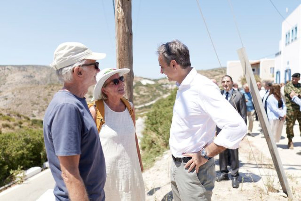 Οι προσωπικές δεσμεύσεις Μητσοτάκη στους κατοίκους του Αγαθονησίου - Τι είπε για την ηλεκτροκίνηση
