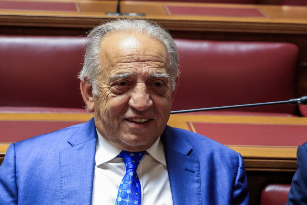 Διονύσης Χατζηδάκης: Έχοντας στο πλευρό μου τους γιατρούς του «Λαϊκού», όλα θα πάνε καλά