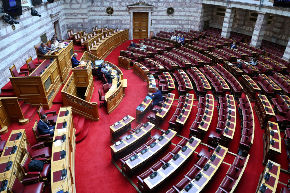 Φλωρίδης προς Ζωή: «Το έργο σας δεν κόβει εισιτήρια»