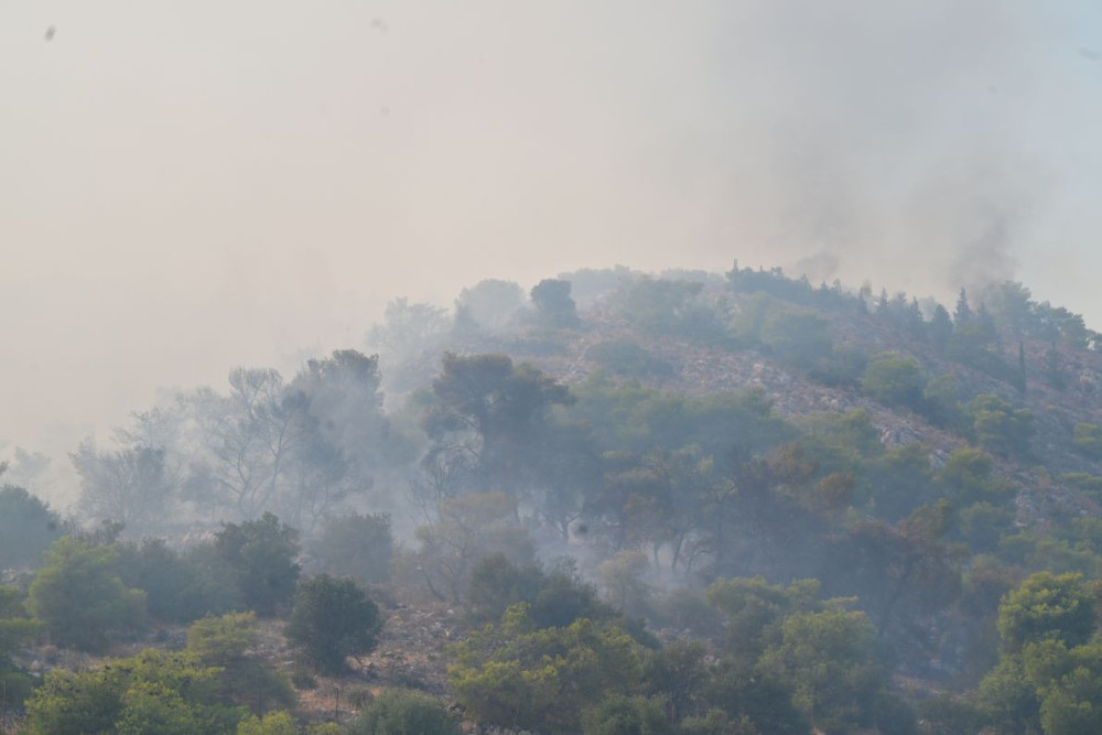 Κυκλοφοριακές ρυθμίσεις λόγω της φωτιάς στο Χαϊδάρι