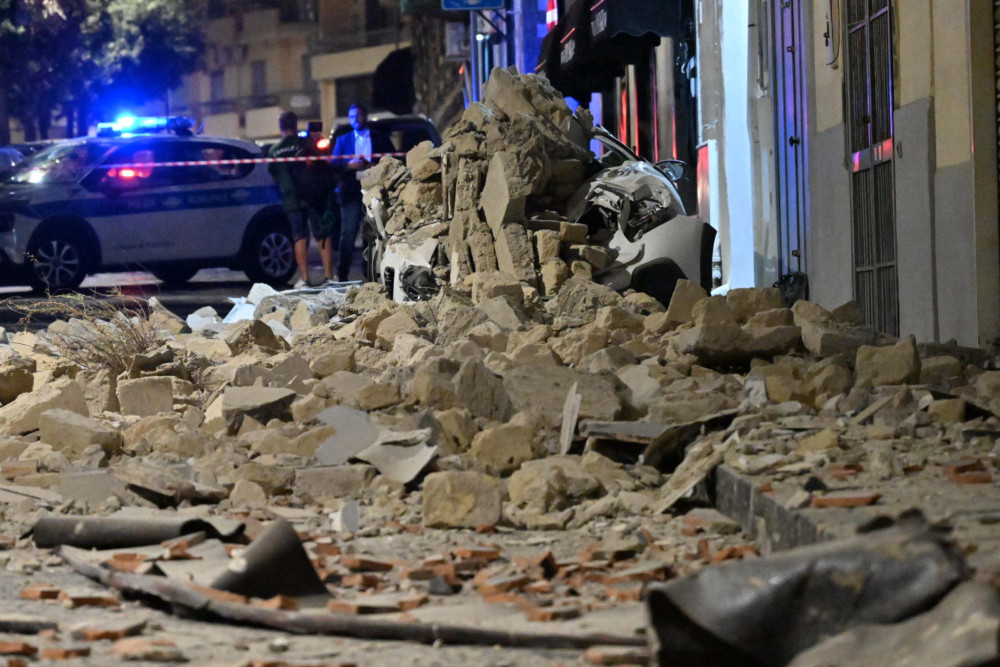Ιταλία: 21 τραυματίες από τα 4,7 Ρίχτερ στη Νάπολη - Δύο σε σοβαρή κατάσταση