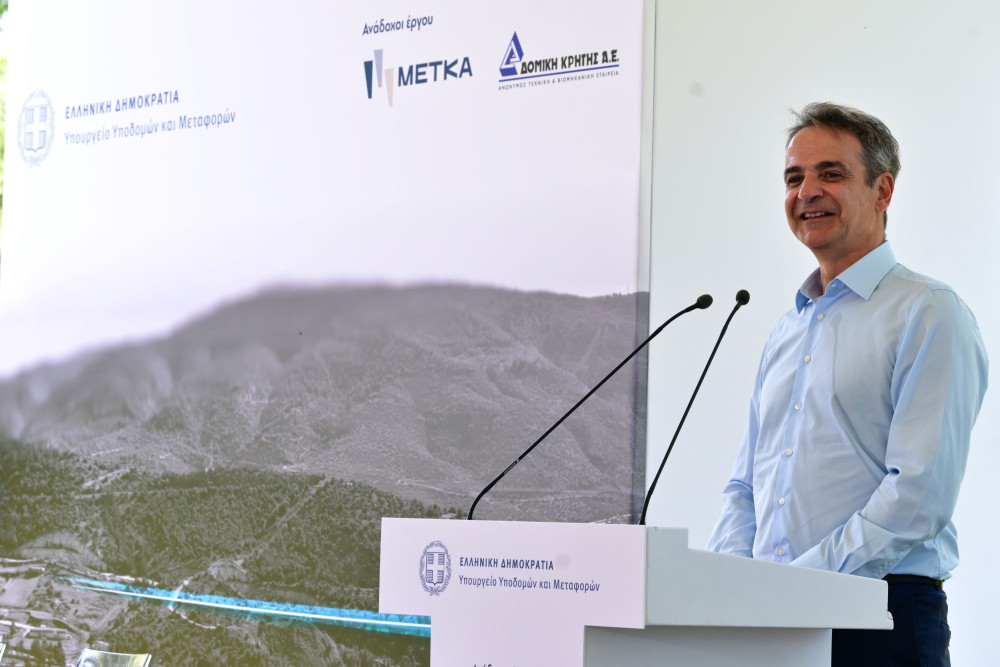 Κυριάκος Μητσοτάκης στην υπογραφή του τριπλού κόμβου Σκαραμαγκά: Έργο που ωριμάζει τα πάντα στο κυκλοφοριακό