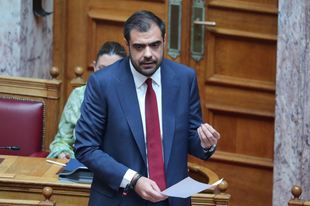 Παύλος Μαρινάκης: Το ΠΑΣΟΚ εκτέθηκε με την ψήφο στην Ακρίτα - Απάντηση στον Τσίπρα για τις γυναικοκτονίες  (video)