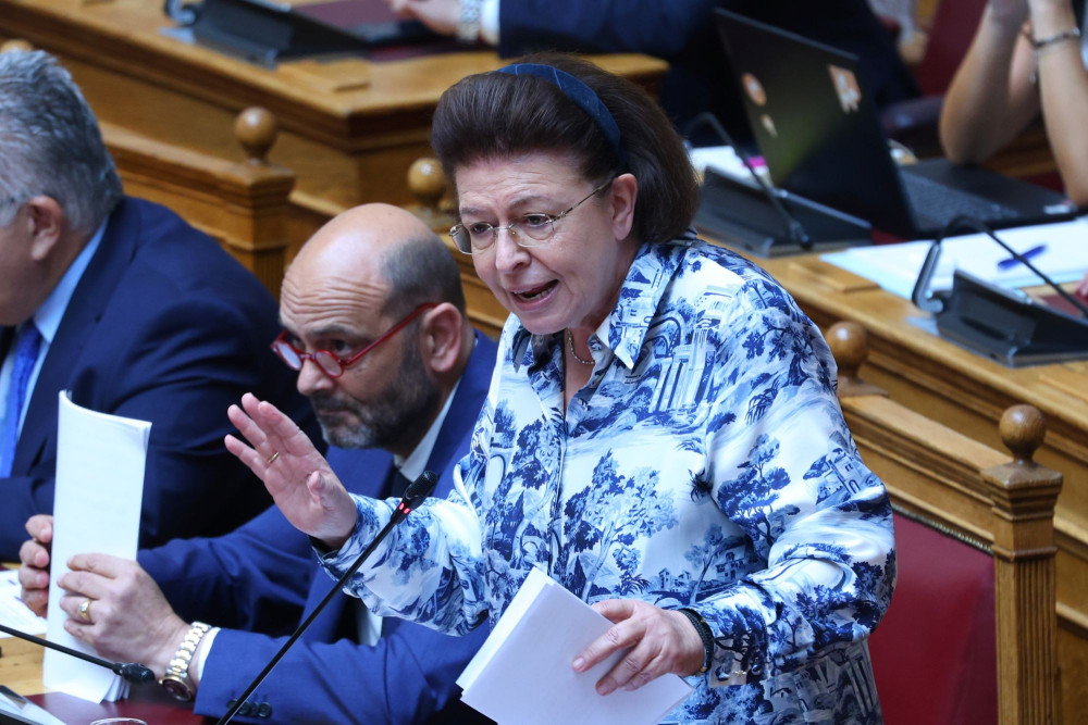 Βουλή: Μόνο η ΝΔ ψήφισε το νομοσχέδιο για την πολιτιστική κληρονομιά, απάντηση Μενδώνη στην αντιπολίτευση