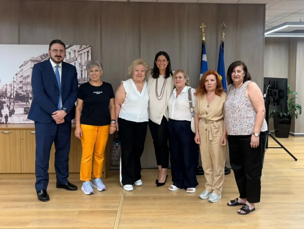 Συνάντηση Νίκης Κεραμέως με τον Σύλλογο ΑΞ.Ι.Α. για συντάξεις χηρείας: Αποκαθιστούμε κοινωνικές αδικίες