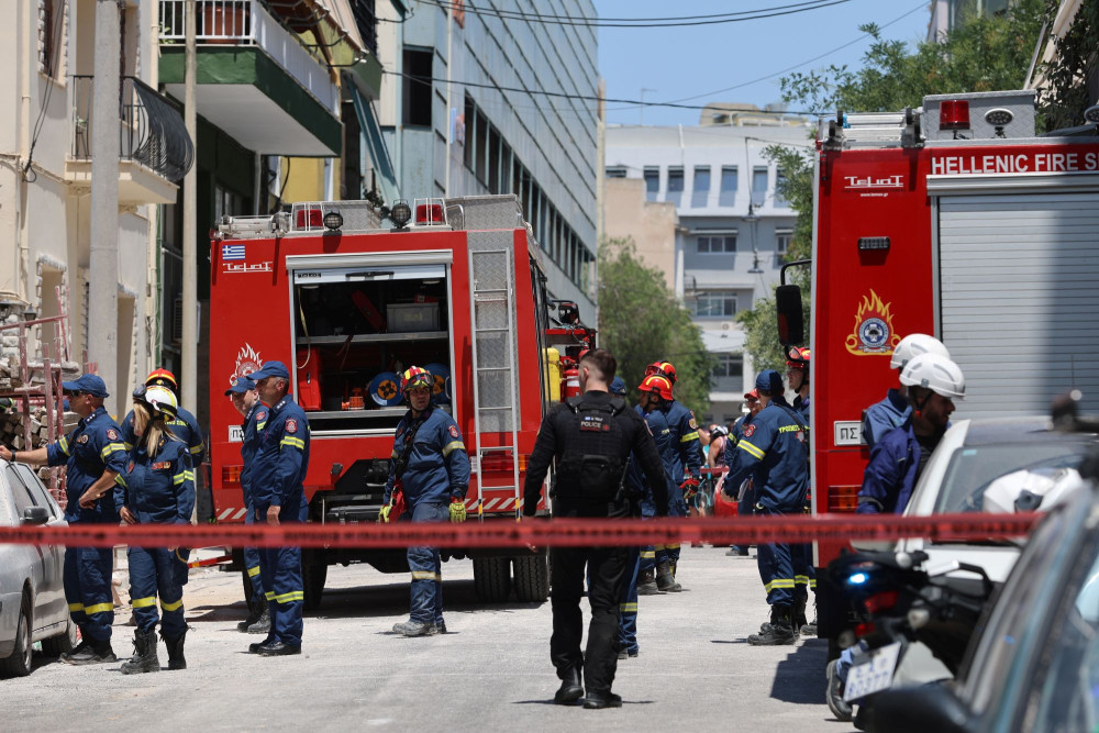 Συναγερμός στην πλατεία Βάθη - Έκρηξη boiler σε ξενοδοχείο