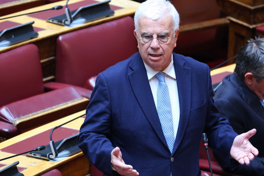 Στράτος Σιμόπουλος: Ελπίζω το ΠΑΣΟΚ να αλλάξει ηγεσία και γνώμη στη συνταγματική αναθεώρηση (video)
