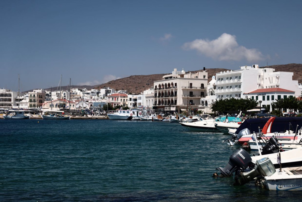 ΥΠΕΣ: πρόγραμμα δημιουργίας 100 κατοικιών για γιατρούς, εκπαιδευτικούς και ενστόλους σε νησιά