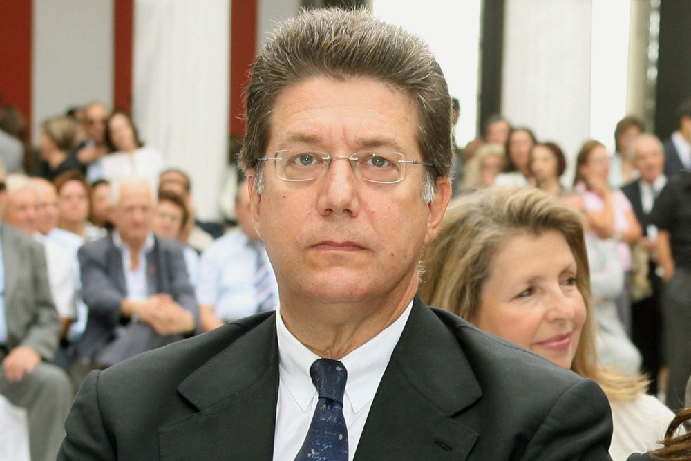Πέθανε ο Μανώλης Βάρσος, εμβληματική μορφή του Χρηματιστηρίου