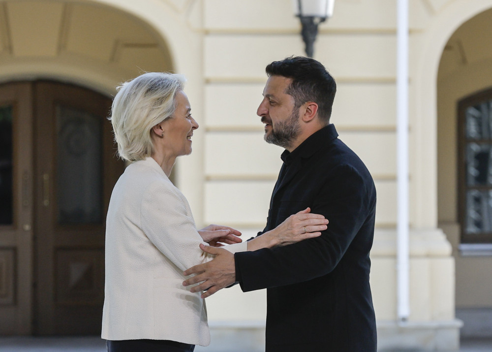 ΕΕ: Αποδεσμεύει 1,4 δισ. ευρώ από παγωμένα ρωσικά περιουσιακά στοιχεία για την Ουκρανία