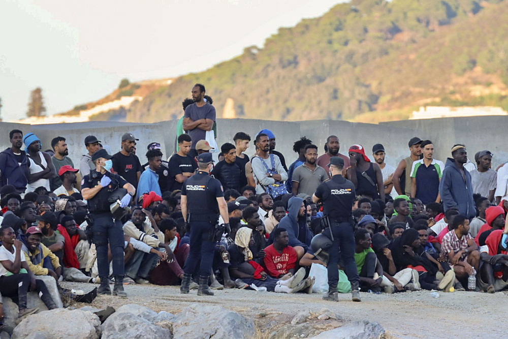Μεταναστευτικό: Συμφωνία Ε.Ε. με την Ουγκάντα για κέντρο επιστροφών 10.000 μεταναστών - Η Ελλάδα στην πρωτοβουλία