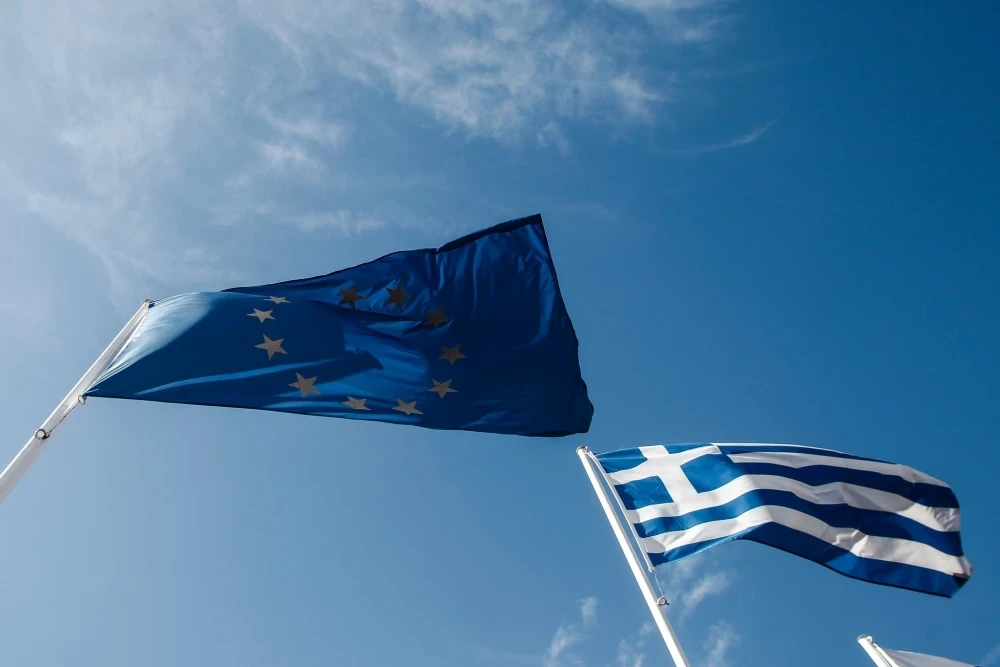 Πώς η Eurostat διαψεύδει το αφήγημα της αντιπολίτευσης για «ακρίβεια Μητσοτάκη»