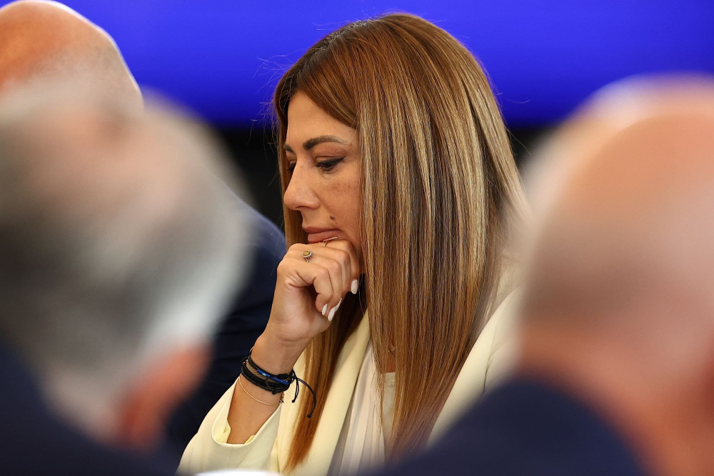 Σοφία Ζαχαράκη: Πρόσληψη 36.000 αναπληρωτών μέχρι το τέλος Σεπτεμβρίου (video)
