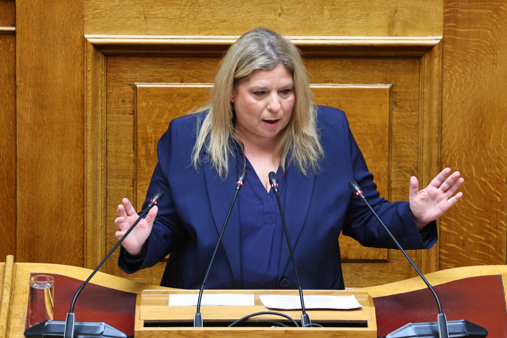 Μαρία Συρεγγέλα στο «Μανιφέστο»: Κυβερνητική προτεραιότητα η στήριξη της οικογένειας