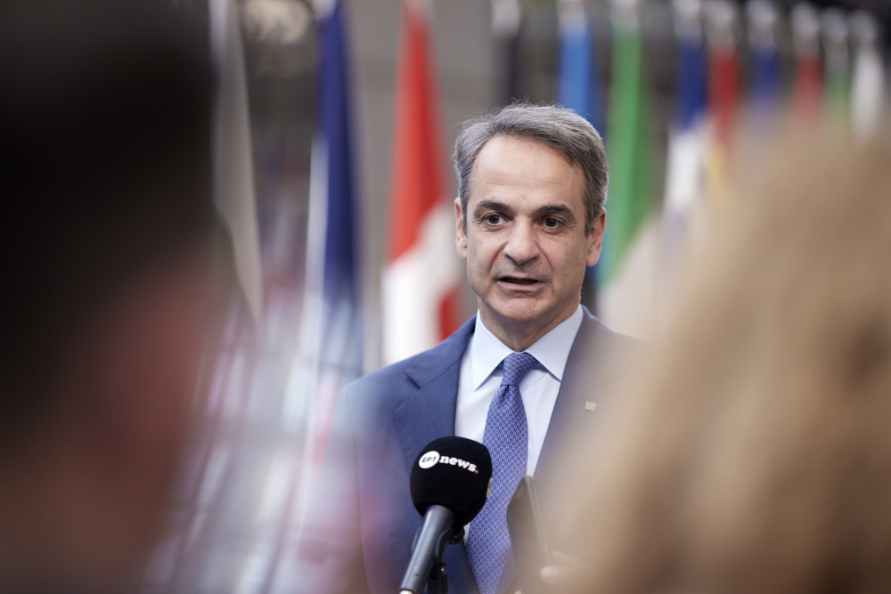 Μητσοτάκης στο Politico: Eυρωπαϊκός μηχανισμός έκτακτης ανάγκης απέναντι στην εργαλειοποίηση της μετανάστευσης