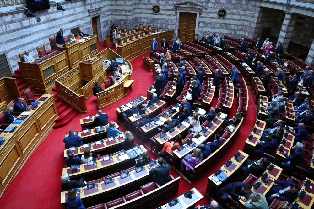 Νερό, φωτιές, αρχαία μνημεία: 10 ημέρες, 3 απίστευτα fake news από την αντιπολίτευση