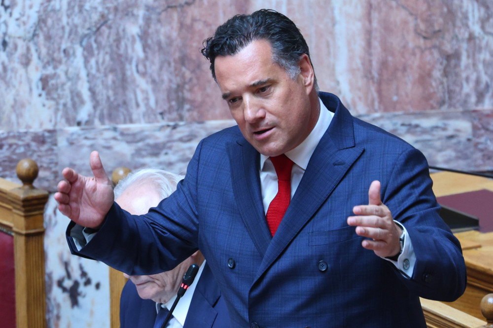 Πράσινα σπιτάκια: Ο Άδωνις καταρρίπτει τη σκανδαλολογία - Στέλεχος του ΠΑΣΟΚ διαψεύδει τον Ανδρουλάκη