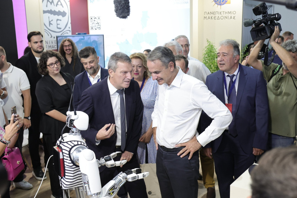 90ή ΔΕΘ: o Μητσοτάκης στο επίκεντρο της καινοτομίας - Οι εικόνες από την περιοδεία του (video)