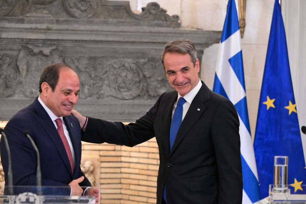 Στήριξη από τον Αλ Σίσι στον Κυριάκο Μητσοτάκη για τις πυρκαγιές