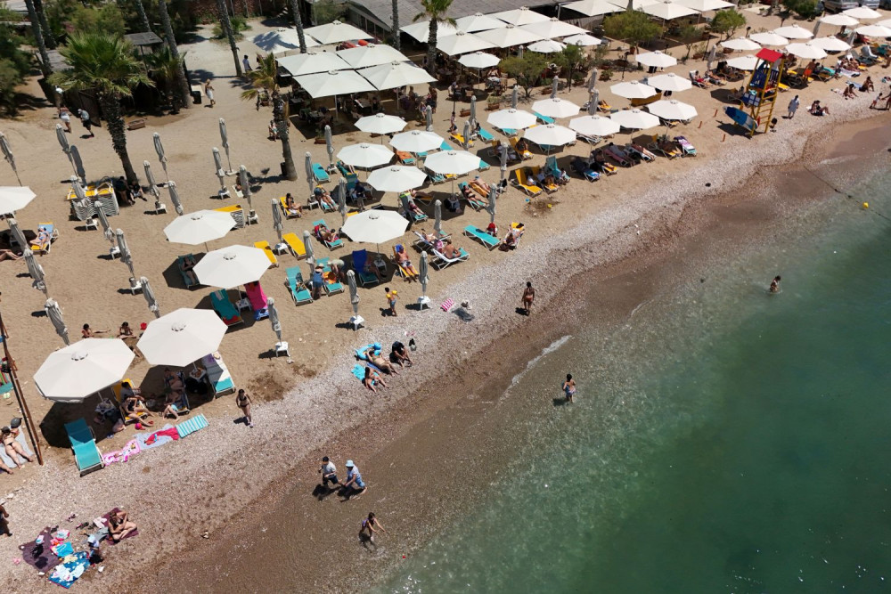 MyCoast: έλεγχοι με drones σε πάνω από 300 παραλίες - Πρόστιμα έως 73.000 ευρώ και λουκέτα