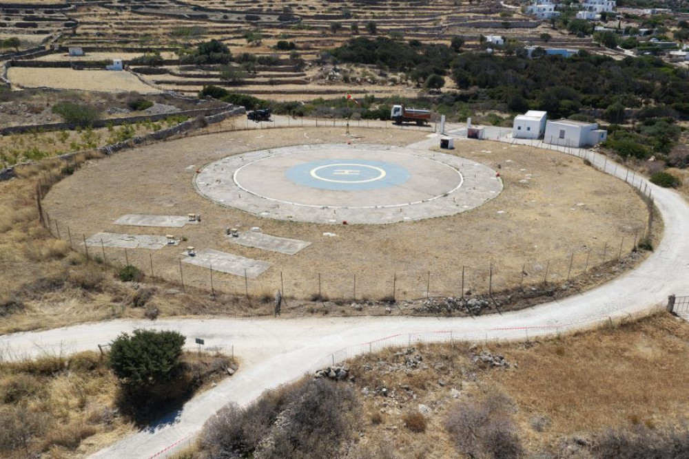 Σίφνος: στην Αθήνα τα συντρίμμια του ελικοπτέρου - Ερευνούν και παλιότερο περιστατικό (video)
