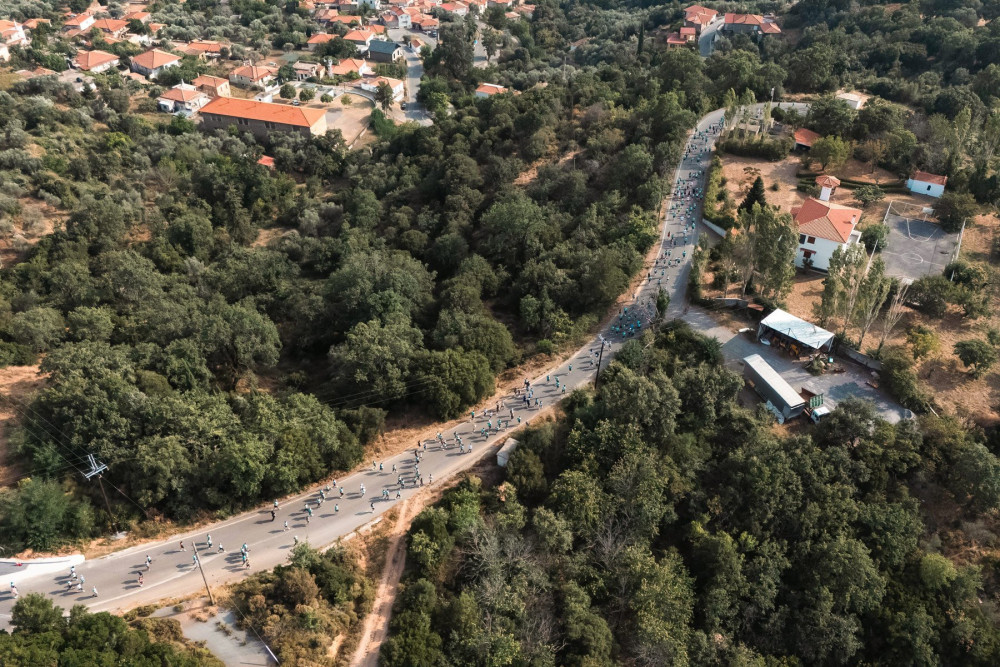 Η μεγάλη γιορτή αθλητισμού, φύσης και μουσικής επέστρεψε στη Σκιρίτιδα, σπάζοντας όλα τα ρεκόρ