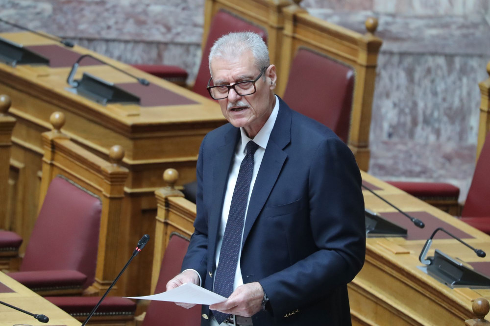 Υπεγράφη από τον Ευ. Τουρνά η επαύξηση των ωρών απασχόλησης των εποχικών πυροσβεστών