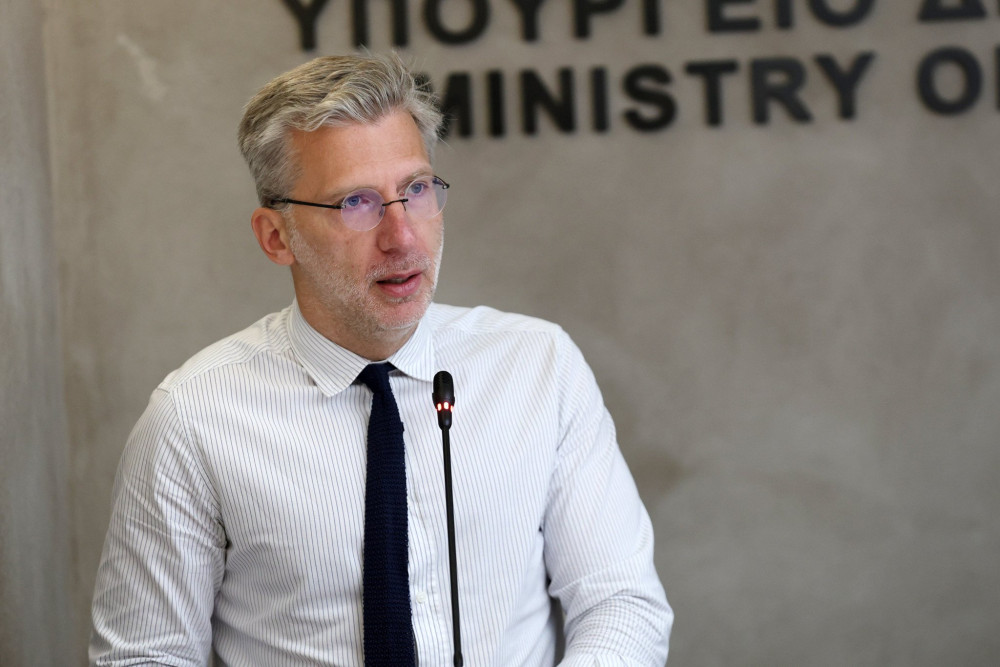 Άκης Σκέρτσος: Γιατί διαφέρει η πολιτική κατάσταση της Ελλάδας από αυτήν της Γερμανίας;