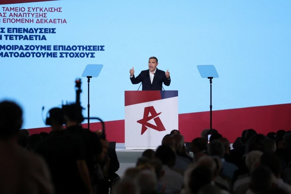 Βενιέρης για Τσίπρα - Ανδρουλάκη: Λένε ότι η οικονομία δεν πάει καλά, αλλά τάζουν δεκάδες δισ.