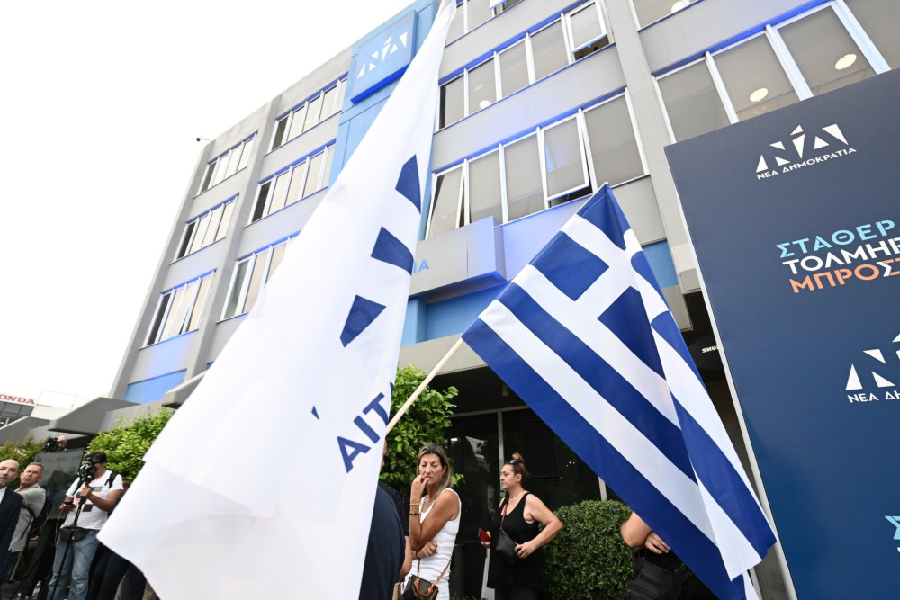 Η Νέα Δημοκρατία ανανεώνεται: οι αλλαγές Κυρανάκη και τα πρόσωπα στο δρόμο προς τις κάλπες