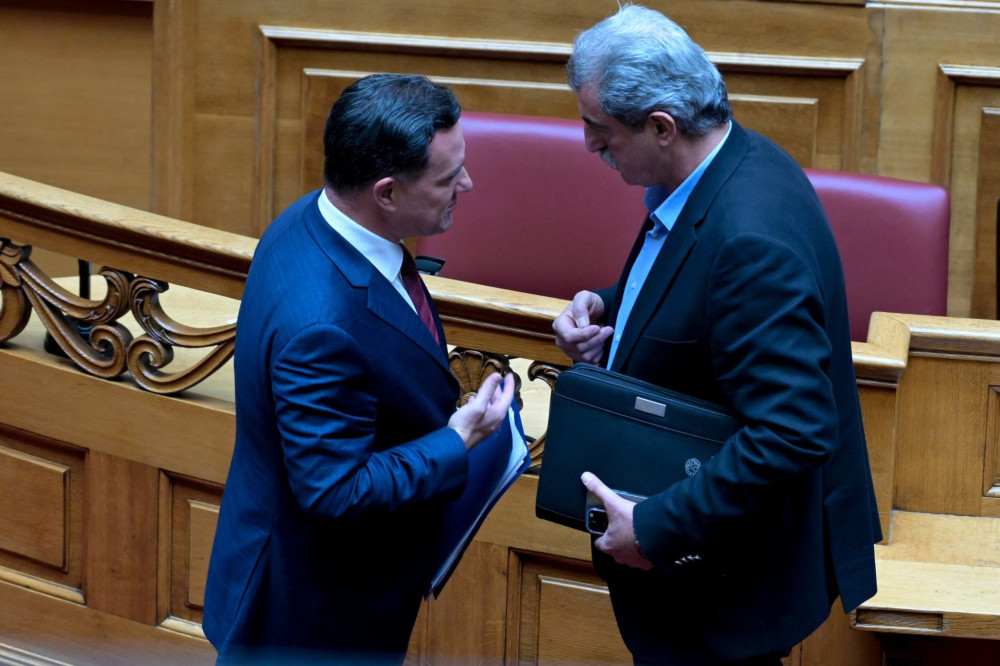 Ο Πολάκης δικαιώνει Άδωνι: Σήμερα το ΕΣΥ έχει περισσότερο προσωπικό από ποτέ