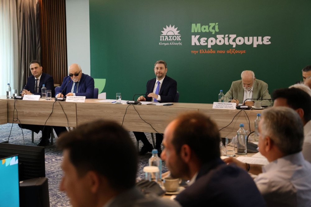 Φιέστα α λα Κρήτη ετοιμάζει το ΠΑΣΟΚ στη ΔΕΘ: «πράσινος ήλιος», «Ανδρέας» και… λεφτόδεντρα
