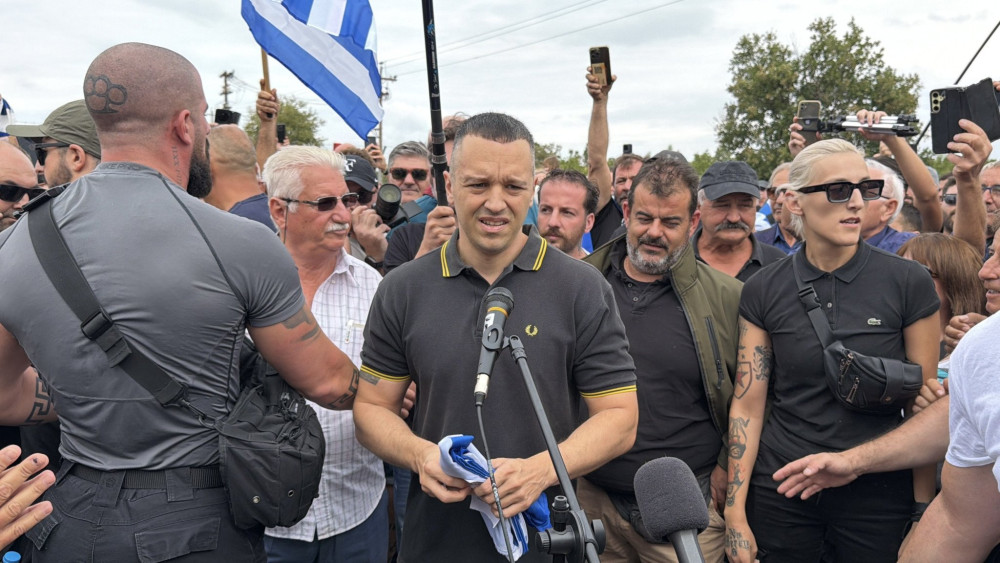 Το ακροδεξιό ελληνορωσικό δίκτυο πίσω από την επιστροφή του Κασιδιάρη