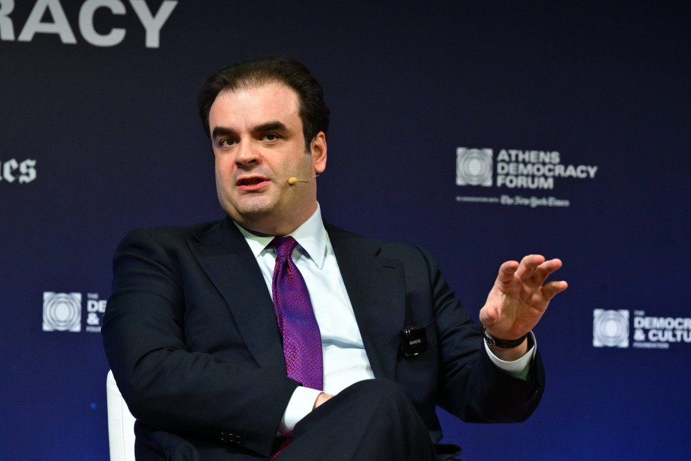 Κυριάκος Πιερρακάκης: Κανένα κράτος δεν μπορεί να διαχειριστεί μόνο του την τεχνητή νοημοσύνη