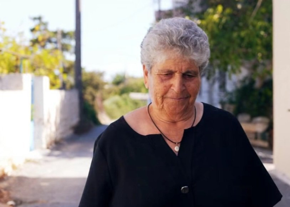 Η viral γιαγιά του Ημιμαραθωνίου Κρήτης - Καραγιώργης: Η πραγματικότητα ξεπέρασε το όραμά μας (video)