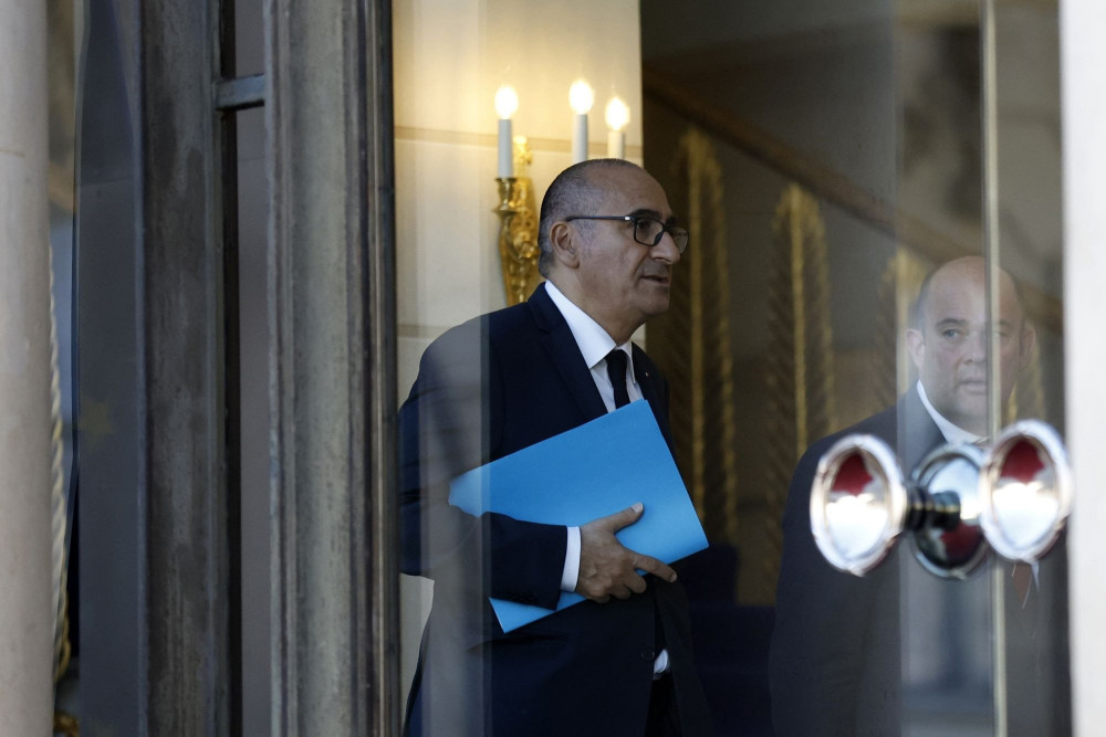 Γαλλία: τέλος στις χειροβομβίδες κρότου-λάμψης μετά τον ακρωτηριασμό 15χρονου