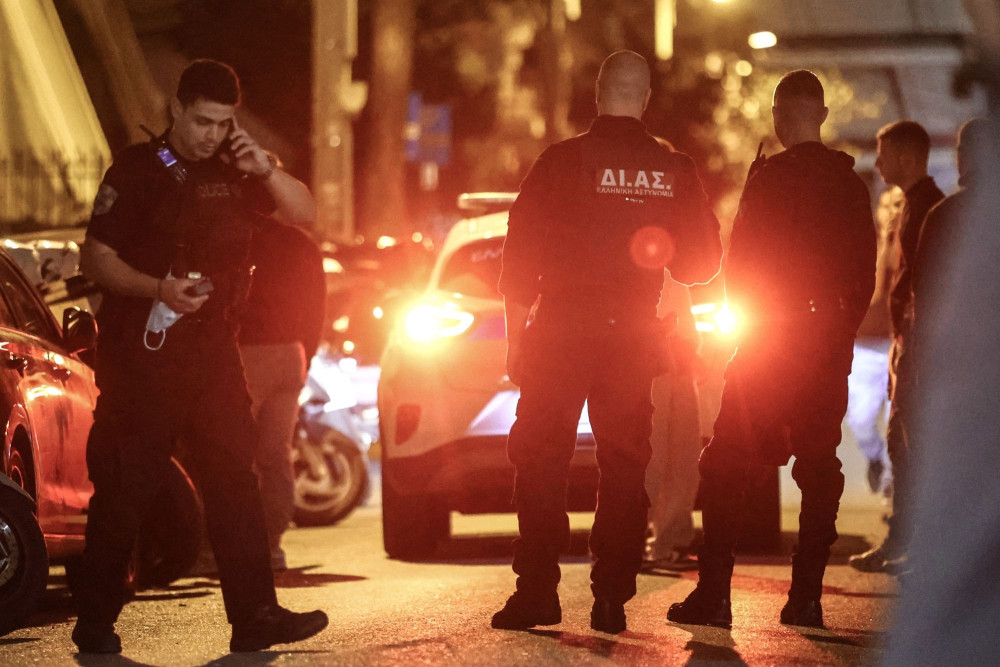 Απόδραση κρατούμενου από την Ευελπίδων, σε εξέλιξη οι έρευνες της ΕΛ.ΑΣ.