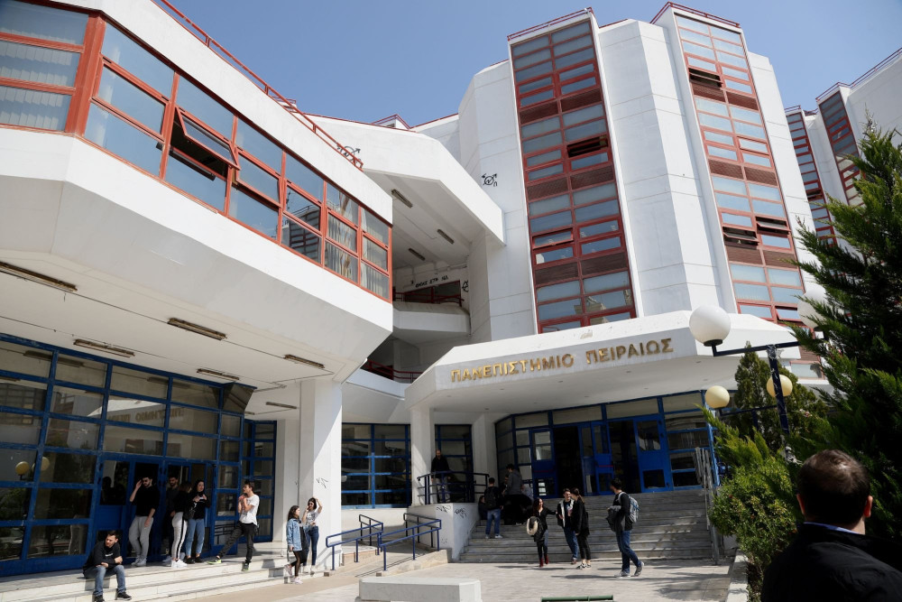 Υπουργείο Τουρισμού: Συνεργασία με το Πανεπιστήμιο Πειραιώς για την αναβάθμιση της τουριστικής εκπαίδευσης