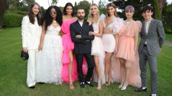 Η συλλογή Giambattista Valli και H&M έκανε ντεμπούτο στις Κάννες