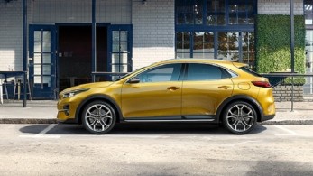 Η Kia παρουσιάζει την πρώτη φωτογραφία του ολοκαίνουργιου Kia XCeed