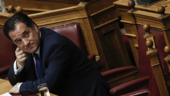 Ο Άδωνις “ισοπέδωσε” Παππά και Θάνου (video)