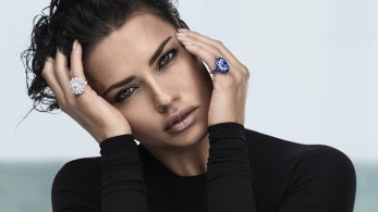 Η Adriana Lima πρωταγωνιστεί στη νέα συλλογή της Chopard